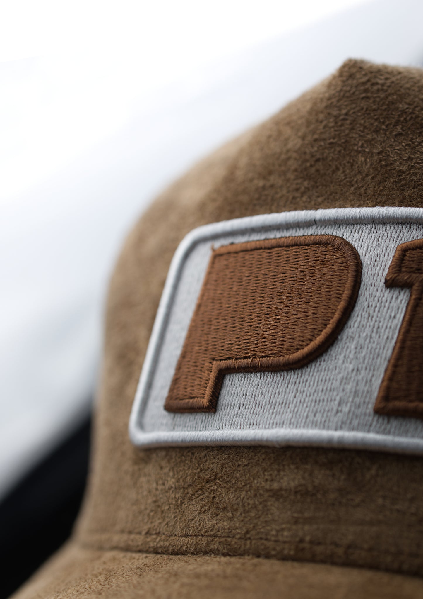 P1 Trucker hat Brown